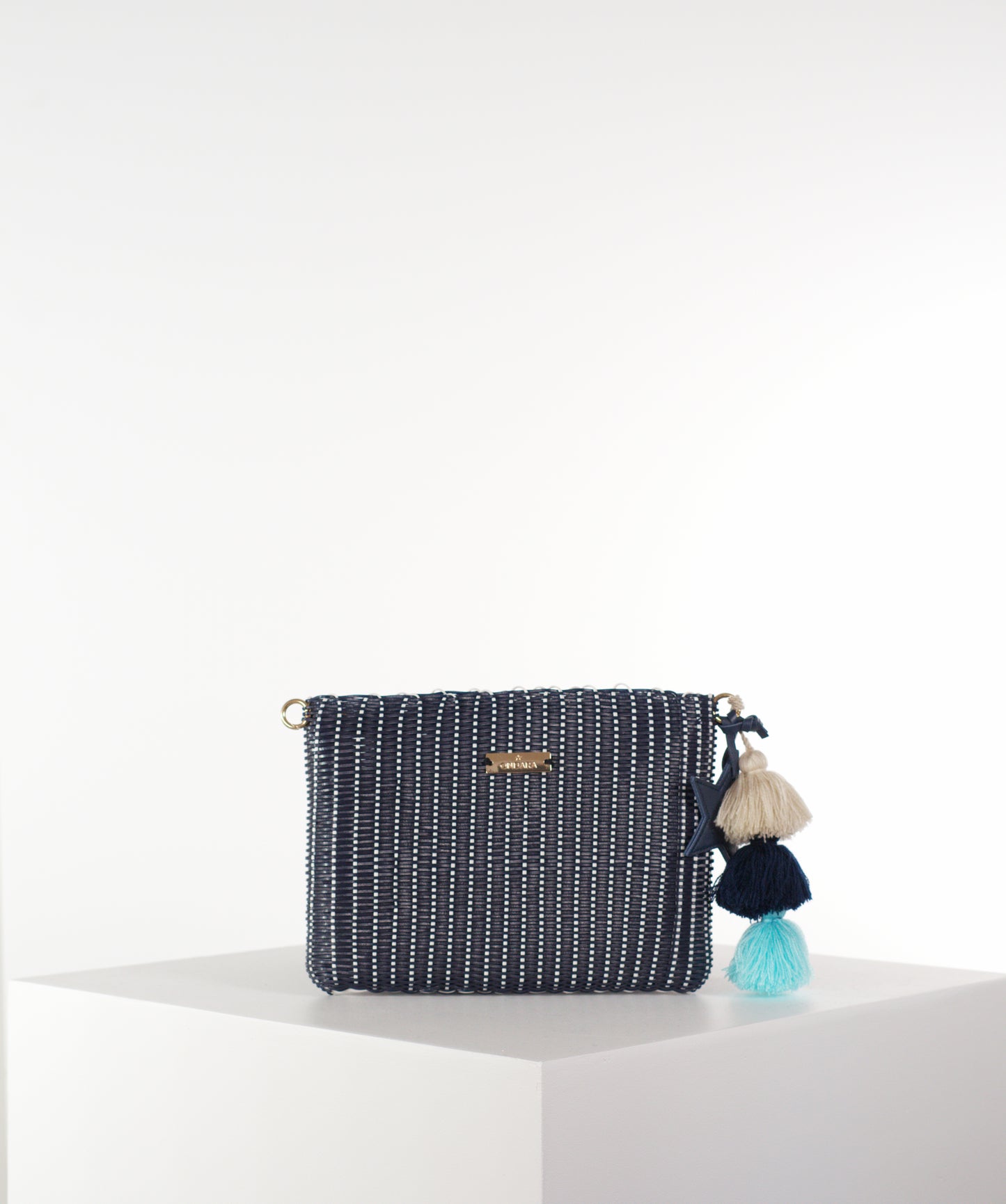 Clutch / Silver Stripe