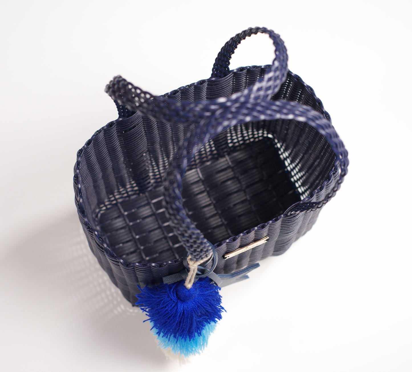 Medium / Deep Blue