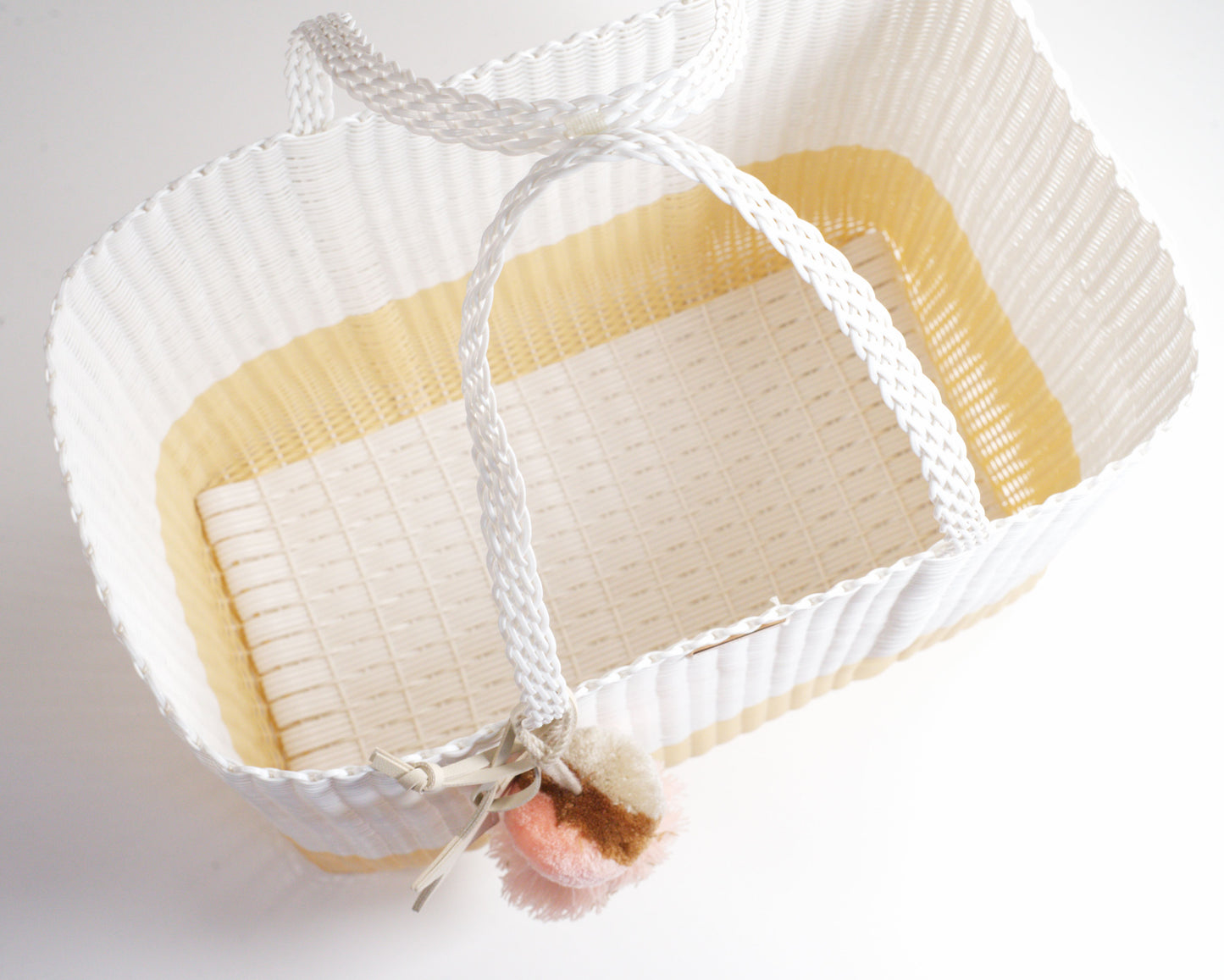 Large / Ivory Sand